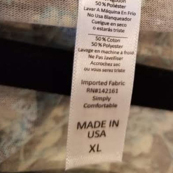 LuLaRoe XL Classic T Shirt - Picture 5 of 5